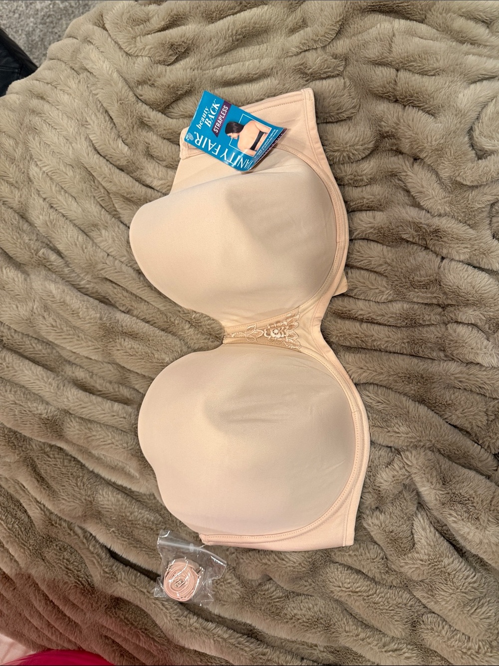Vanity Fair Nude/Beige Strapless Smooth T-Shirt Bra